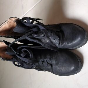 Biala Keiran Laced Heeled Ankle Black Boho Soft Leather Boots Sz 9.5/ 40